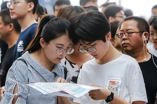 转折点！丁俊晖决胜局长台机会选择防守 对方长台打进带走胜利！